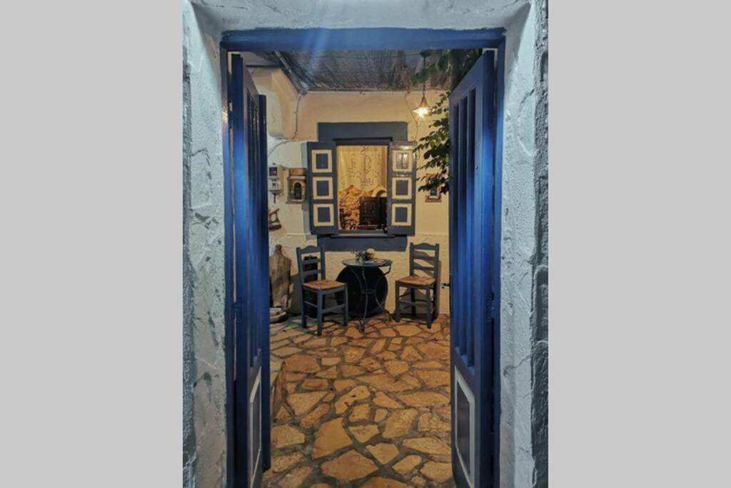 Anneta'S Suite Agia Marina  Exterior foto